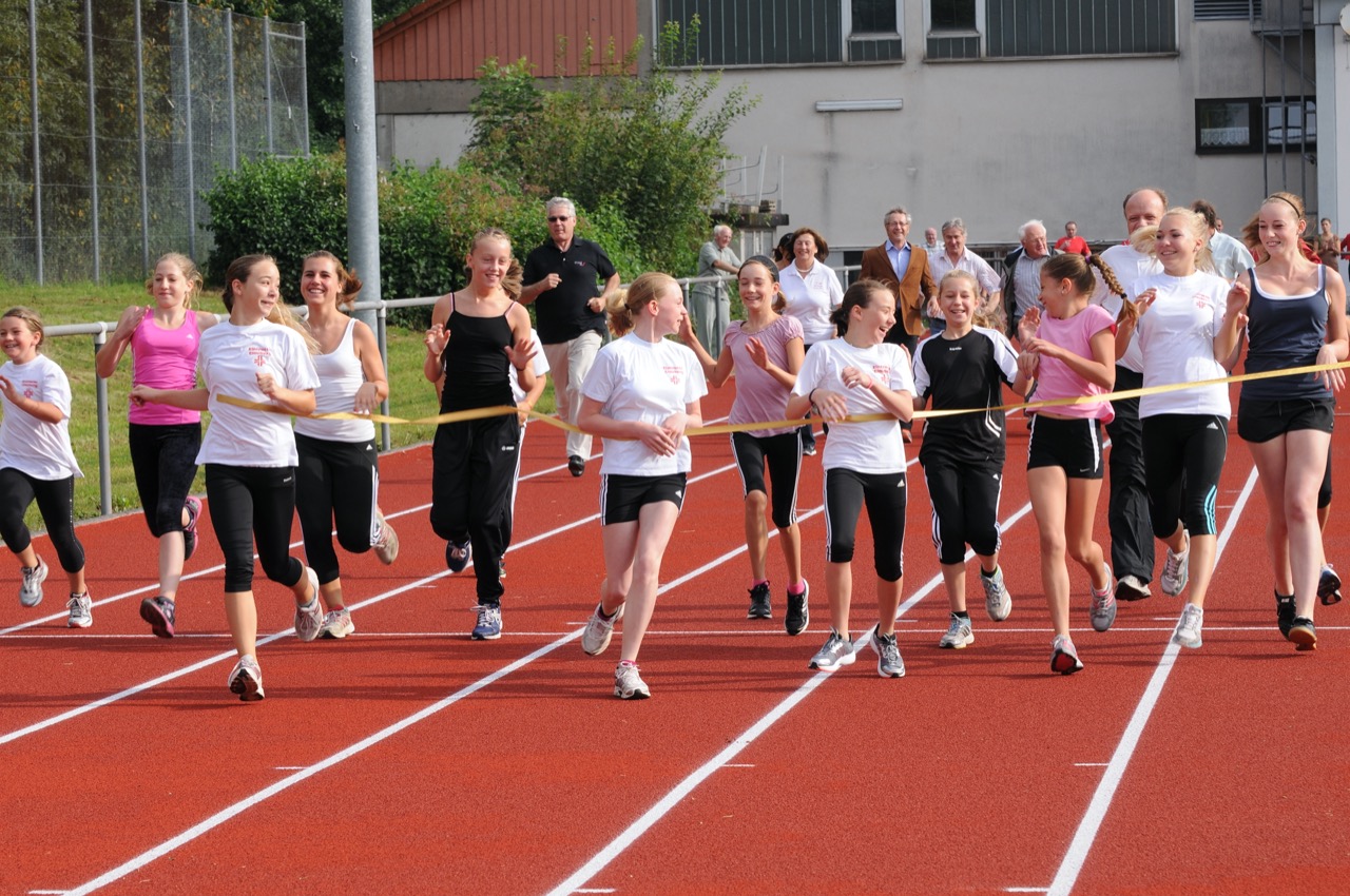 Tartanbahn Eröffnung - erster Lauf