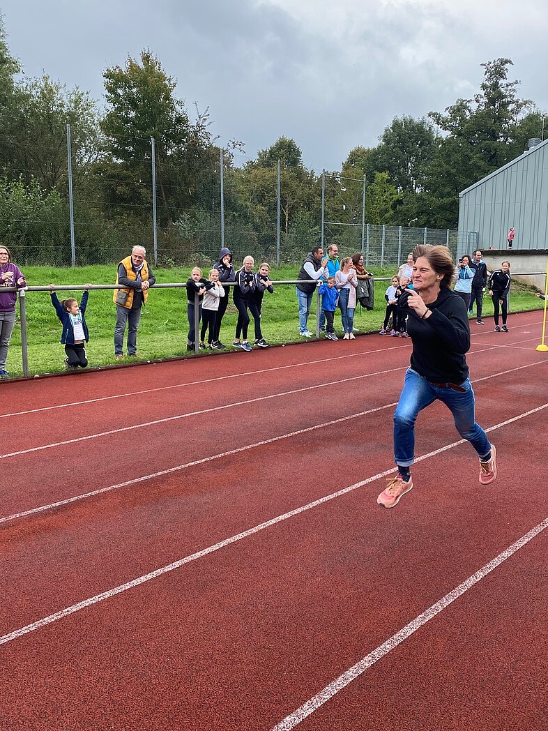 Staffel Sprint und Spaß am Herbstsportfest in Glauberg