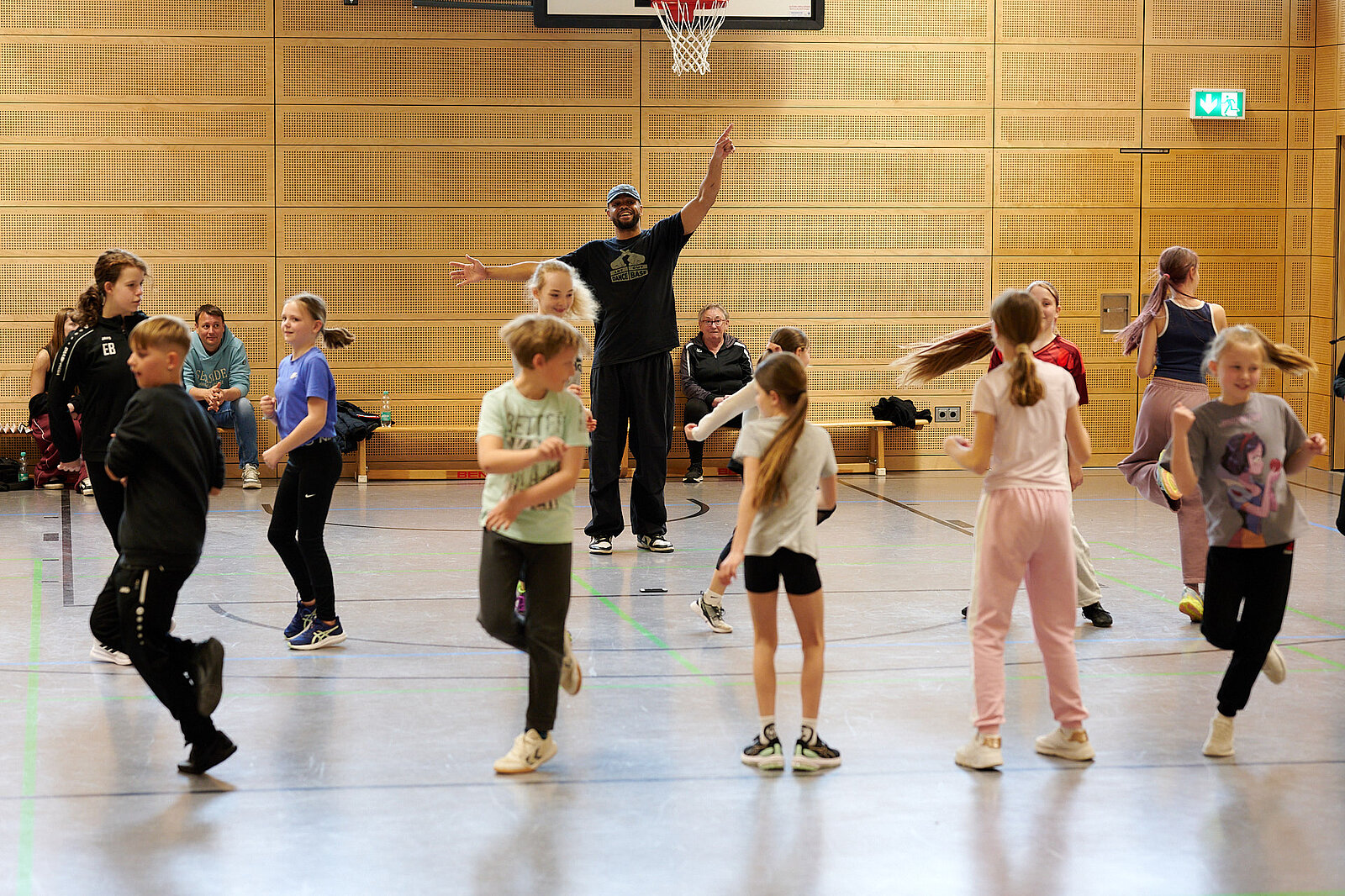 Bewegen im Raum auf Musik